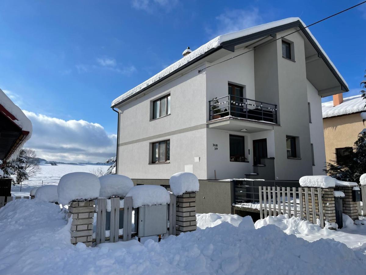 Stylish Apartment Under The Tatras Štrba Buitenkant foto